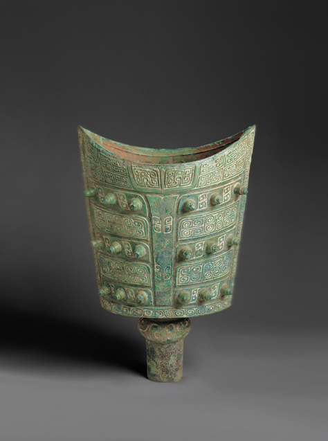 青銅方尊 商晚期安陽青銅饕餮紋方尊, LATE SHANG DYNASTY, ANYANG, 13TH