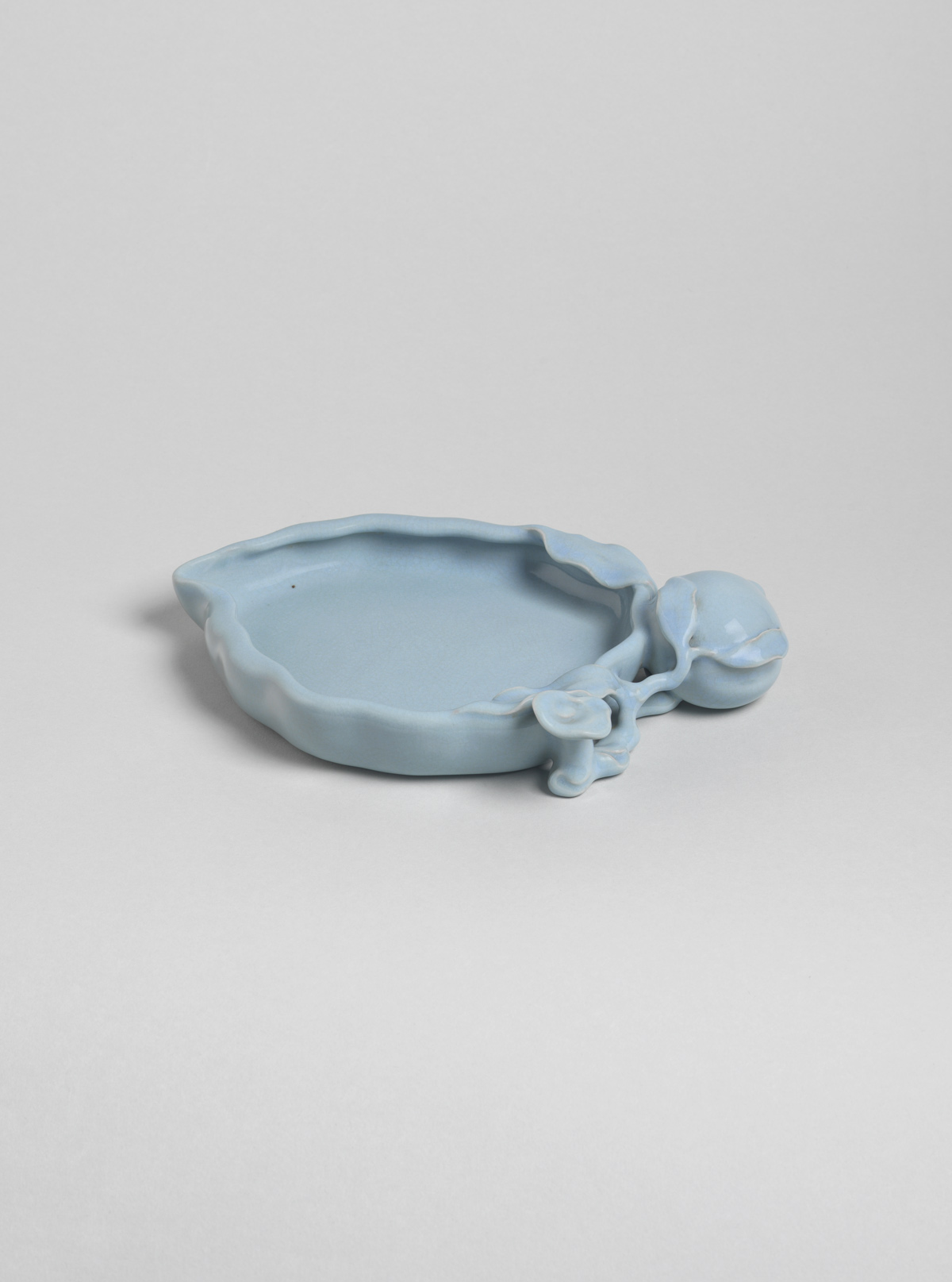 Bluish-grey Monochrome Peach-shaped Porcelain Brush Washer