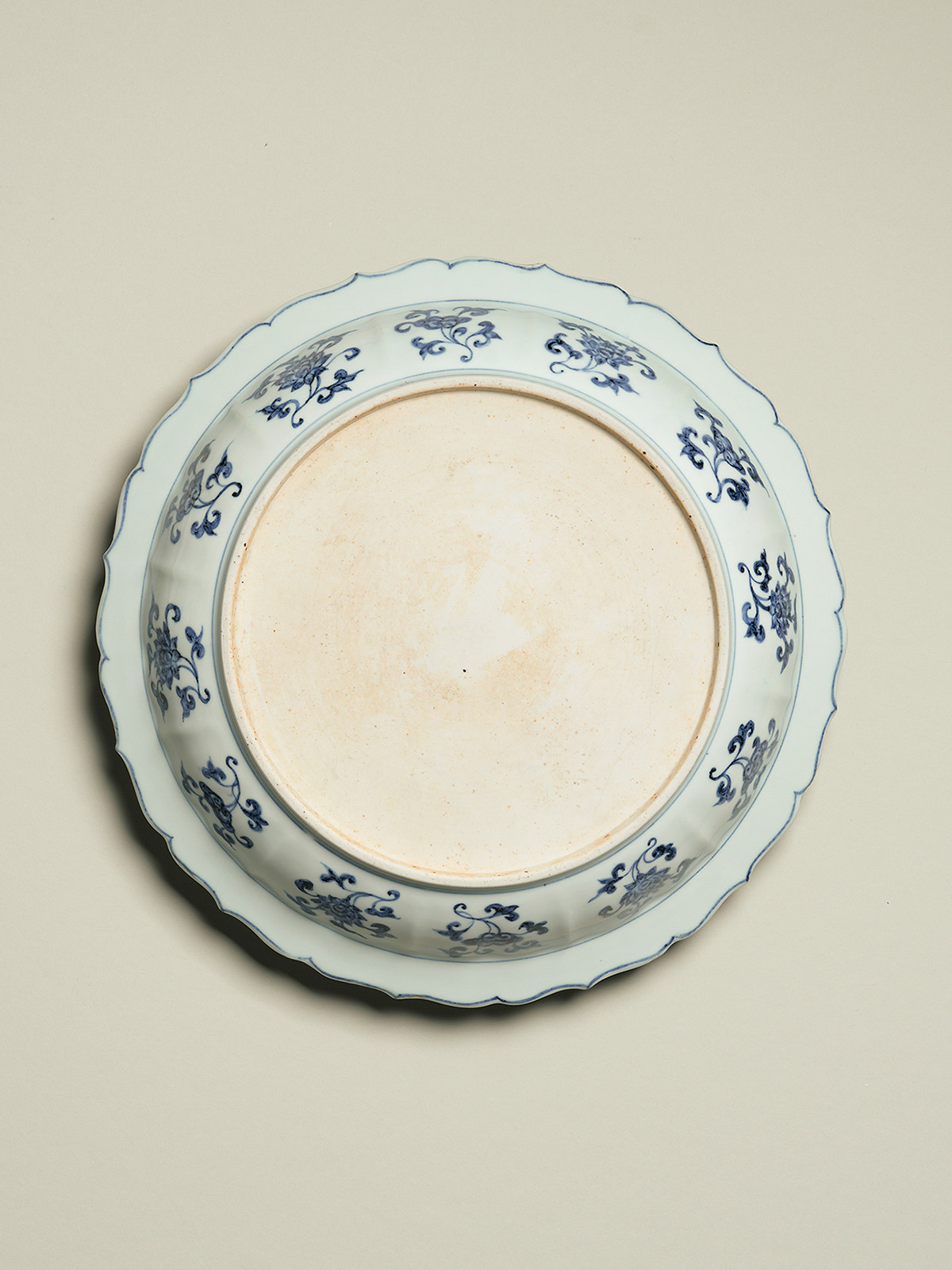 3. Underglaze blue porcelain ‘three lotus’ dish