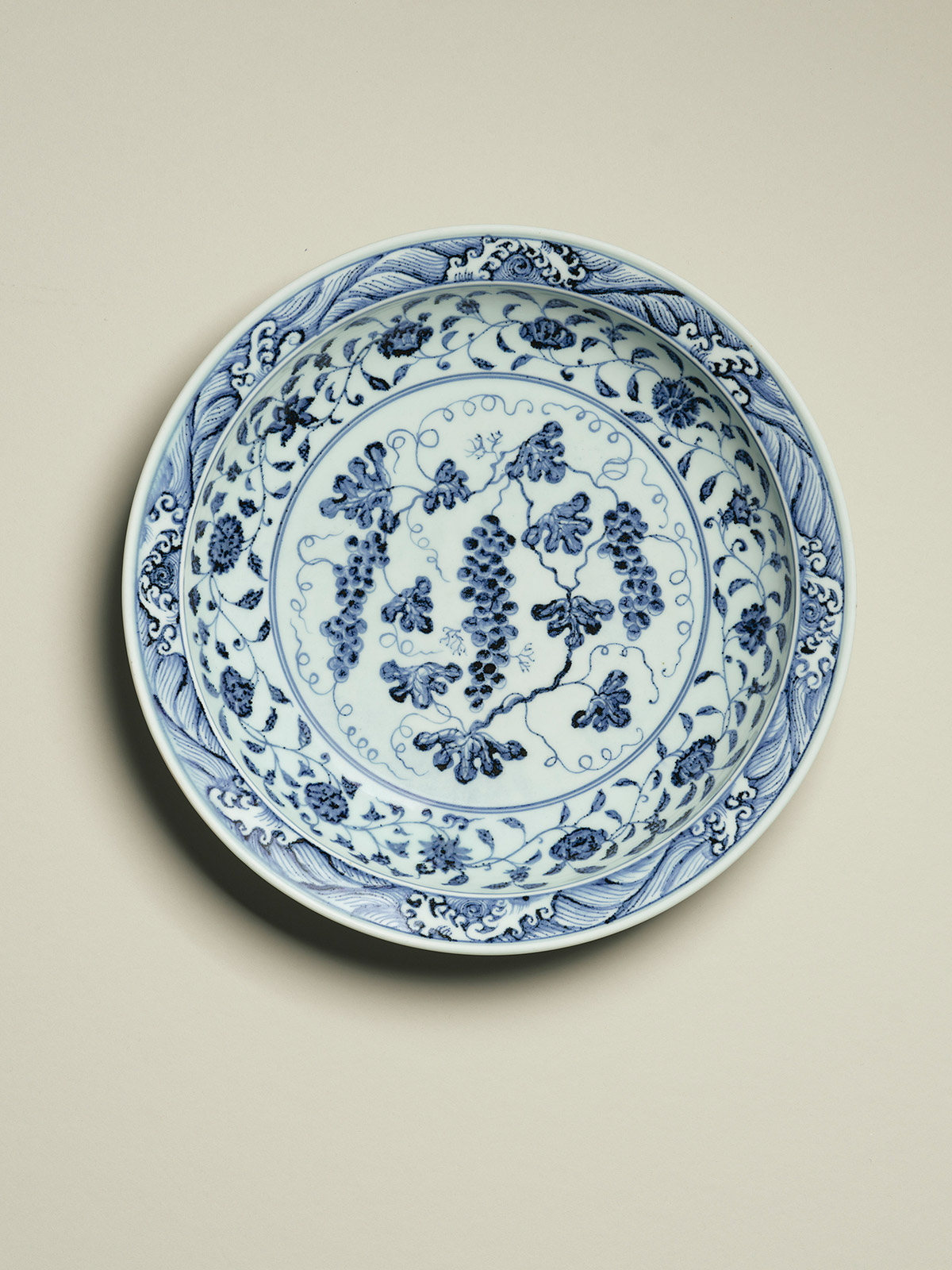 6. Underglaze blue porcelain ‘grape’ dish