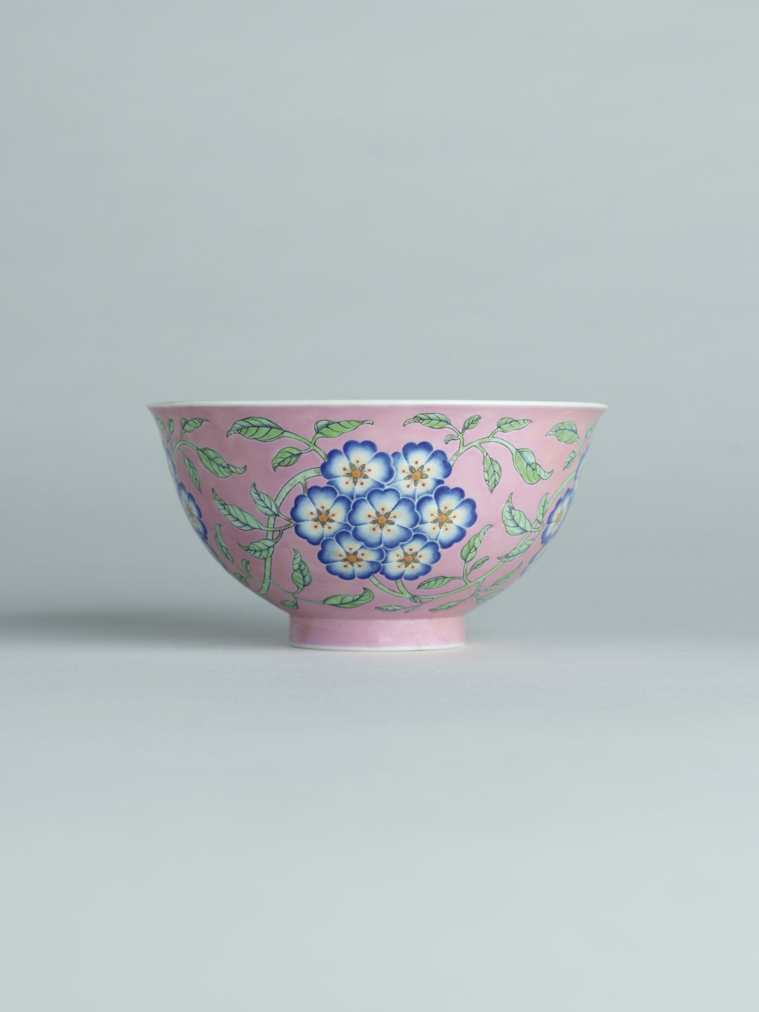 A pink-ground falangcai porcelain ‘primula’ bowl