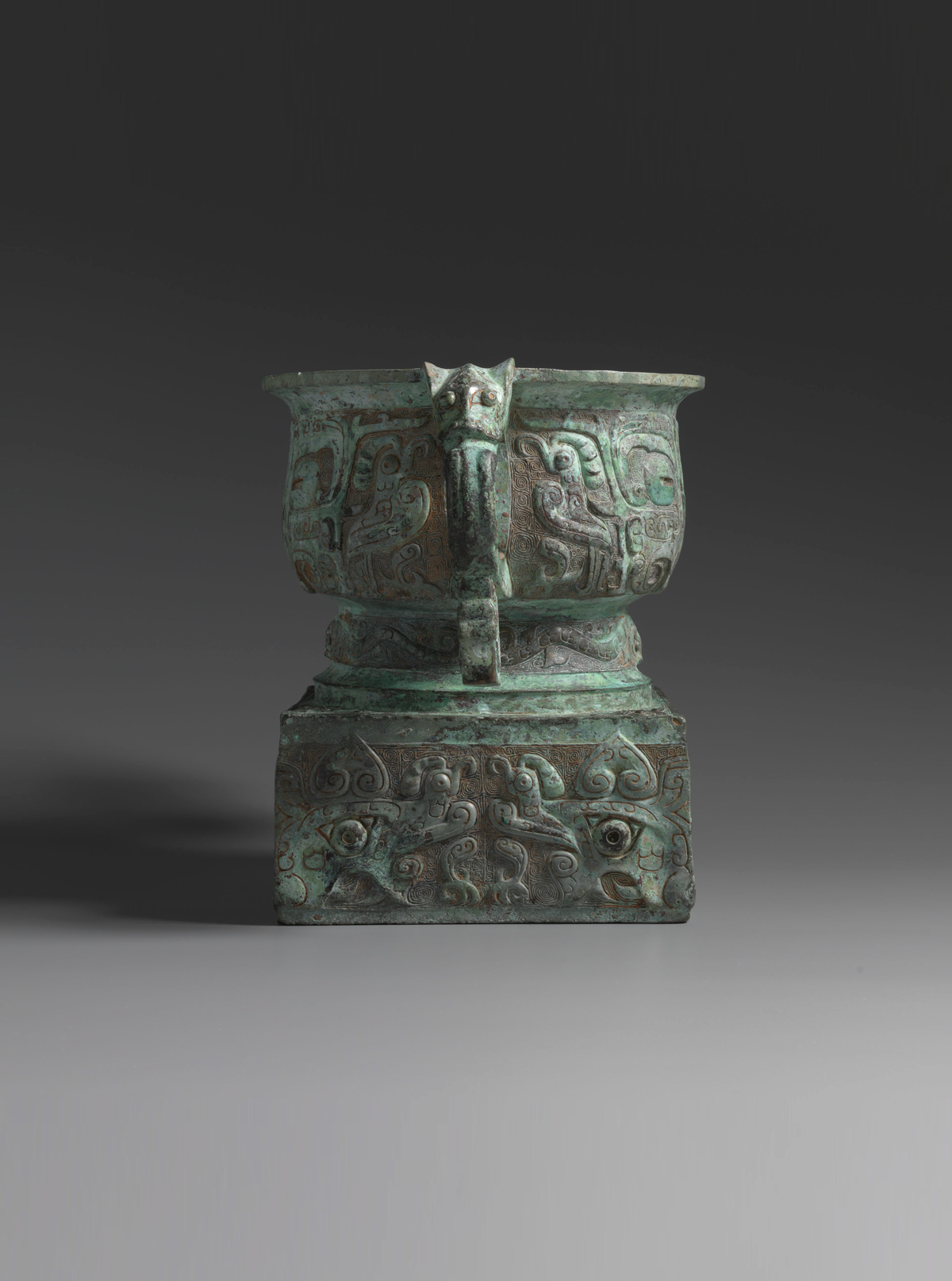 Archaic Bronze Food Vessel