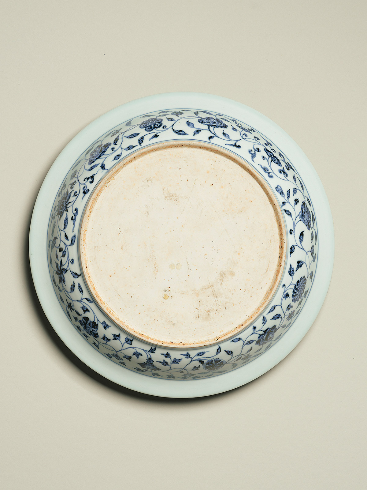 6. Underglaze blue porcelain ‘grape’ dish